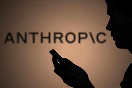 智谱市值破万亿港元，Anthropic真实估值几何？
